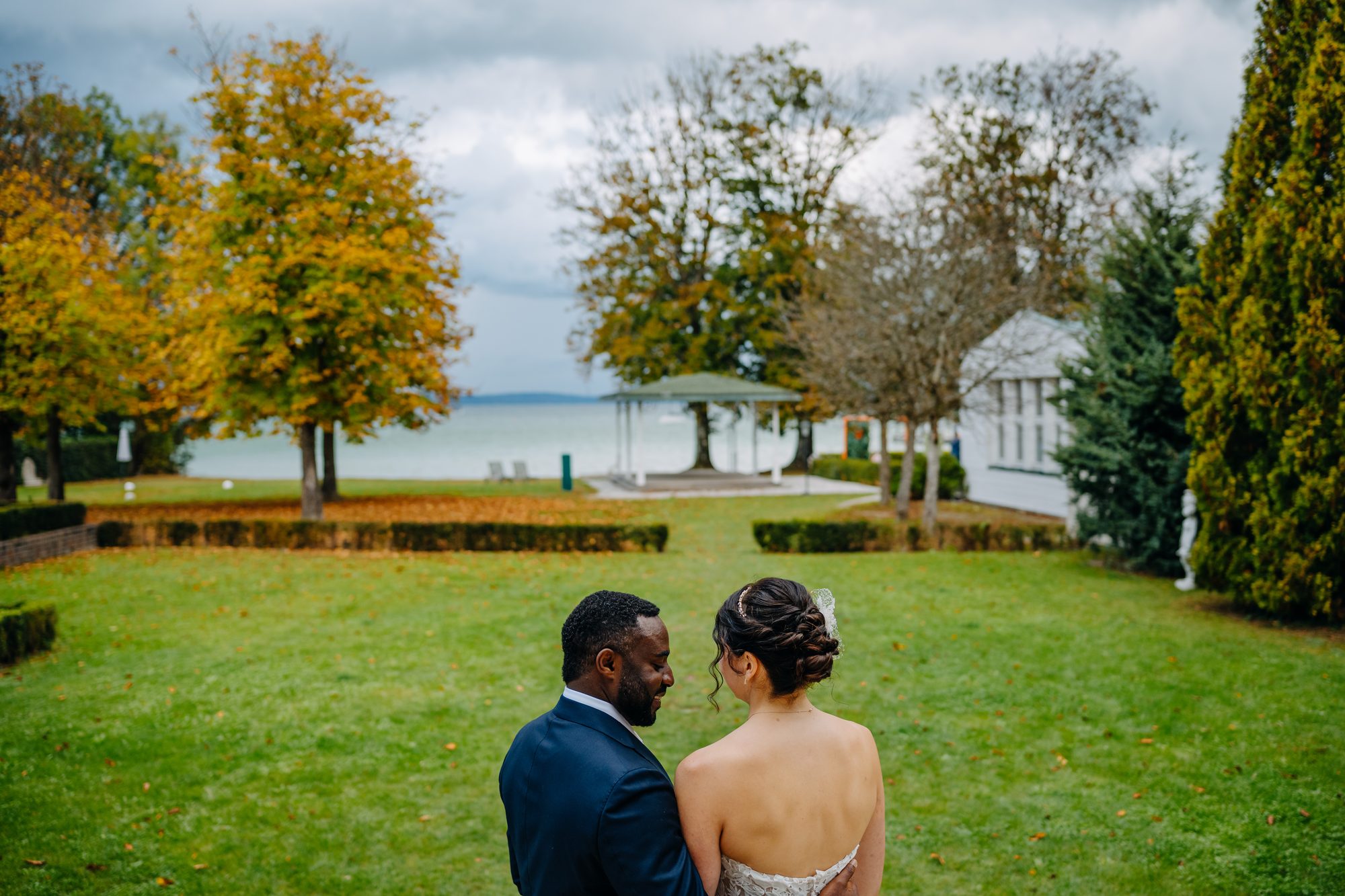 Bridal couple Tegernsee – dreamlike Wedding photos