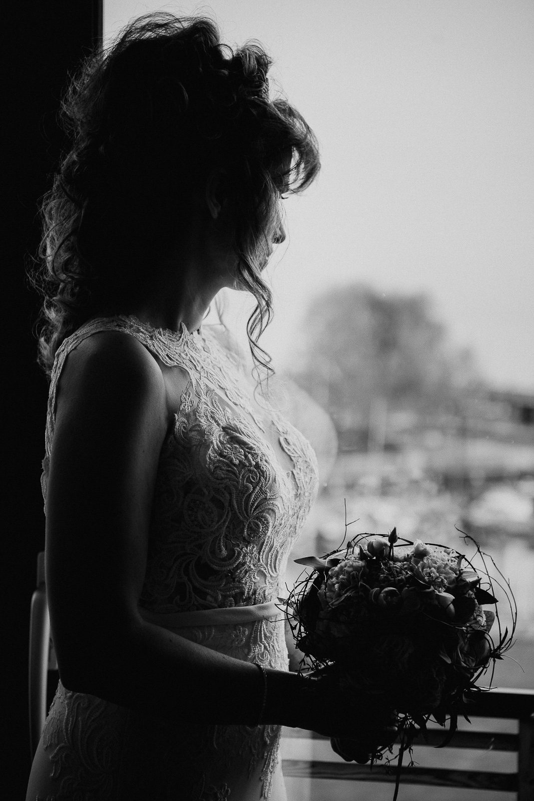 Wedding photos castle wedding Bavaria – guests in a festive castle setting