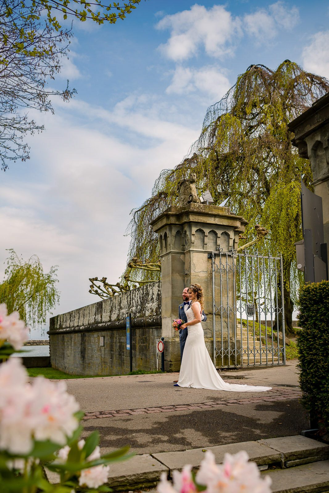Wedding photographer castle wedding Bavaria – happy couple after the ceremony