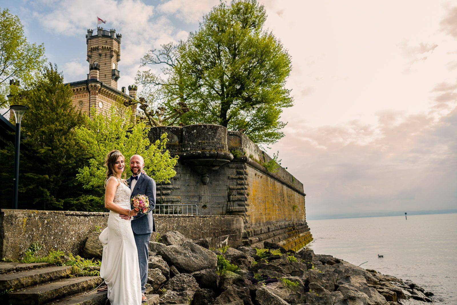 Wedding photographer castle wedding Bavaria – dusk at the castle
