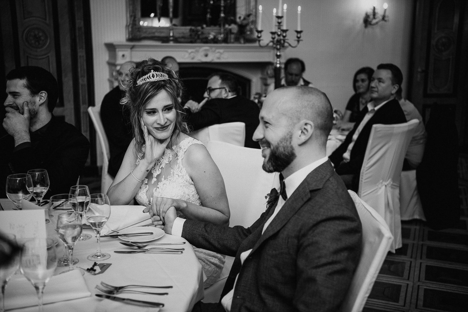 Wedding photos castle wedding Bavaria – bridal couple at a historic palace façade
